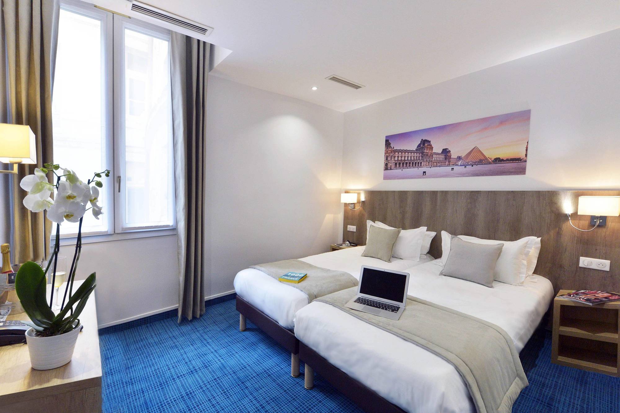 Hotel Eugenie Paris Bagian luar foto